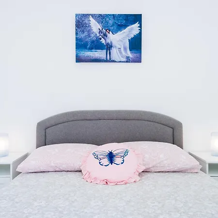 Appartement Lukrecija *