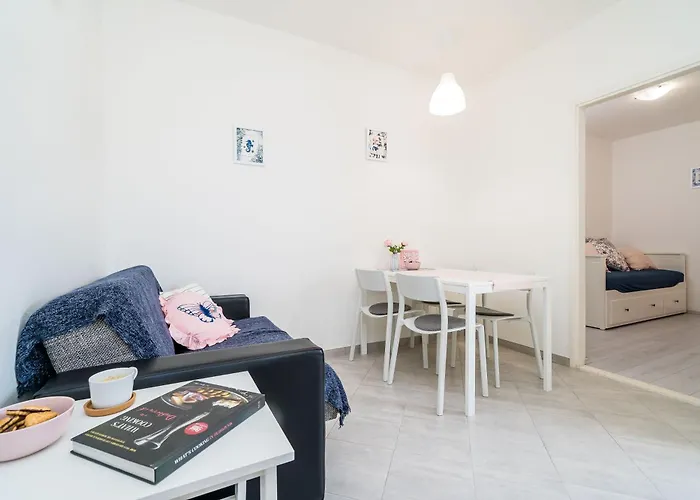 Lukrecija Appartement *